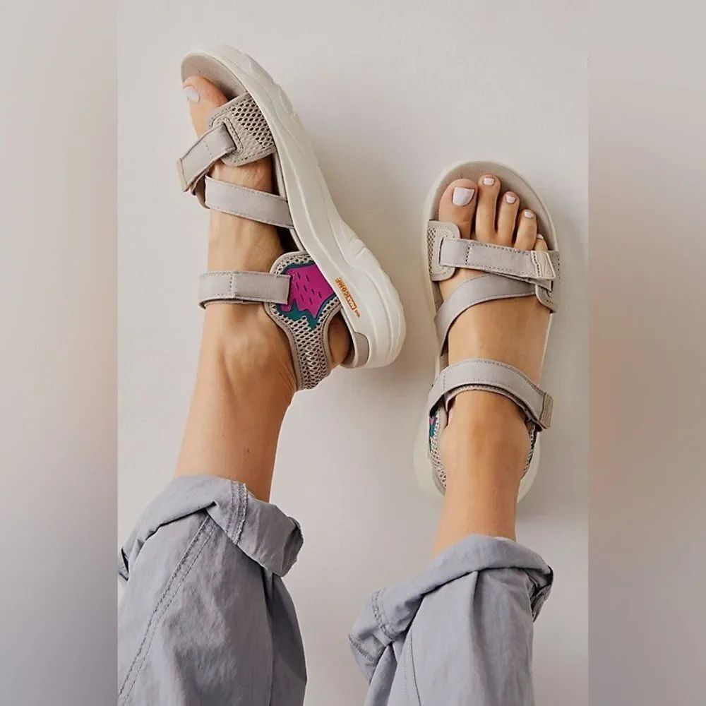 Teva Women's Zymic Sandals Women’s – Neutral Beige – Sport Comfort